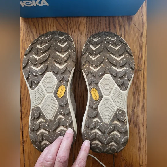 Hoka One One Womens Transport GTX, Size 8 - Picture 4 of 10